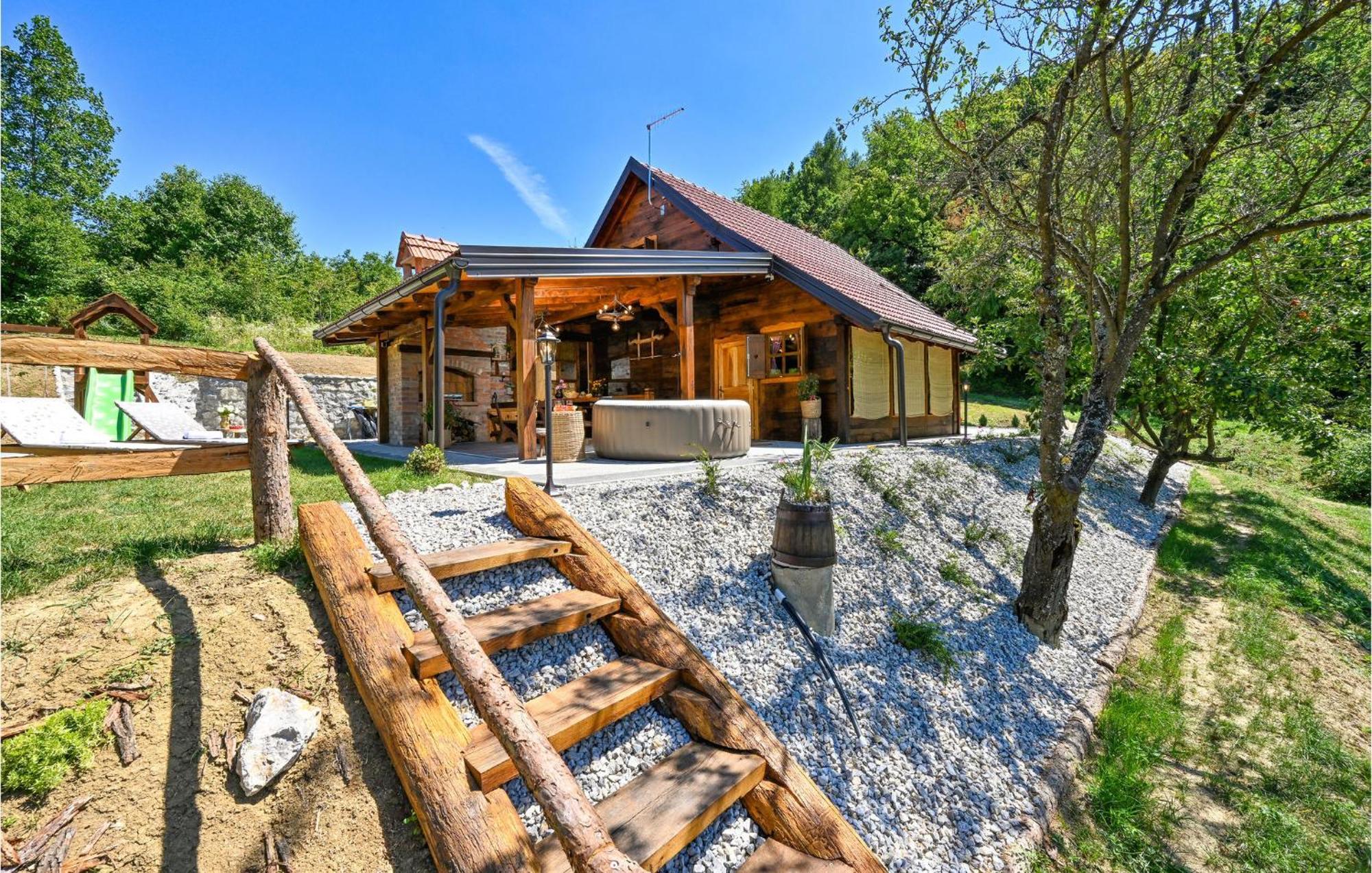 Pet Friendly Home In Varazdin Breg With Jacuzzi Exterior foto